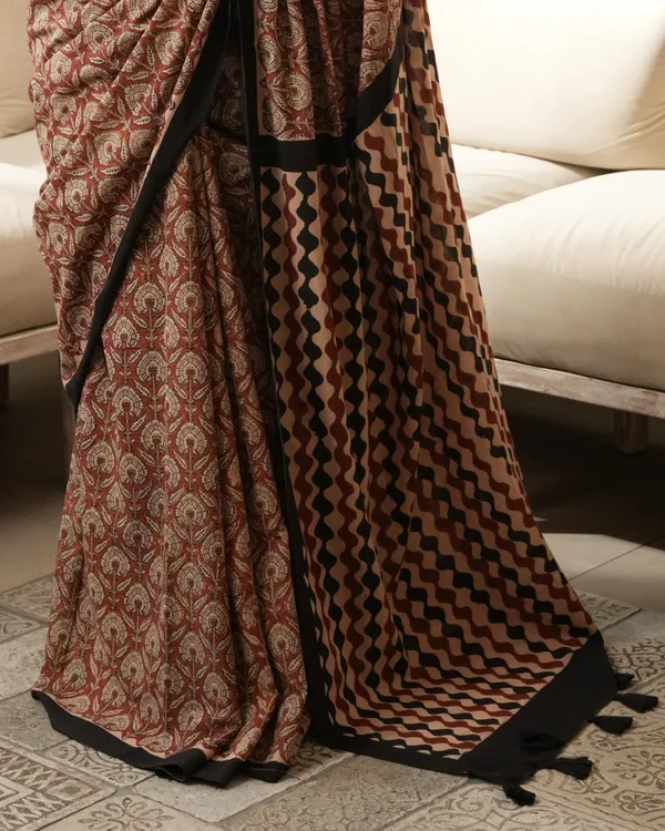 Red_Cotton_Jaal_Print_Mul_Saree_For_Women
